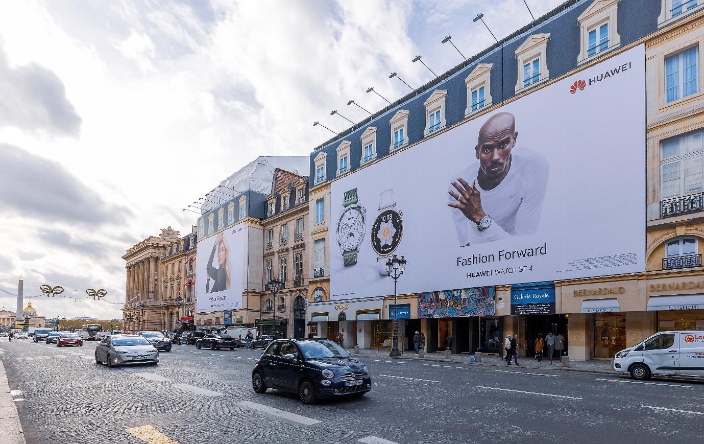 Obsah obrázku venku, auto, obloha, mrak

Popis byl vytvořen automaticky